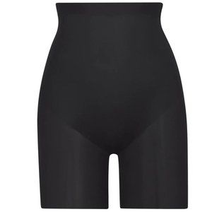 SKIMS BARELY THERE LOW BACK SHORT BLACK Onyx SIZE Large
